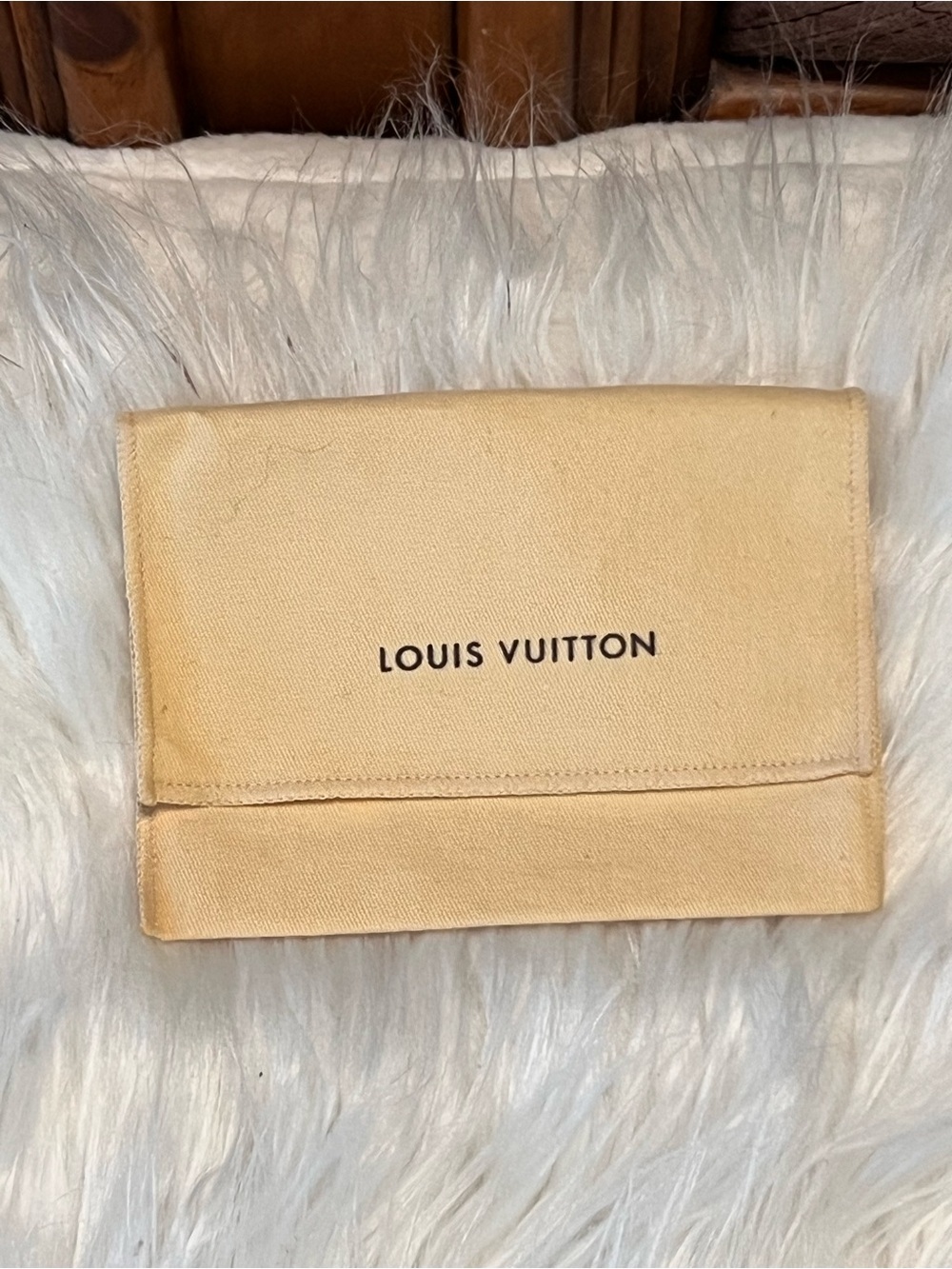Louis Vuitton Beige Dust Bag โ Protective Cover for Womenโs wallet size